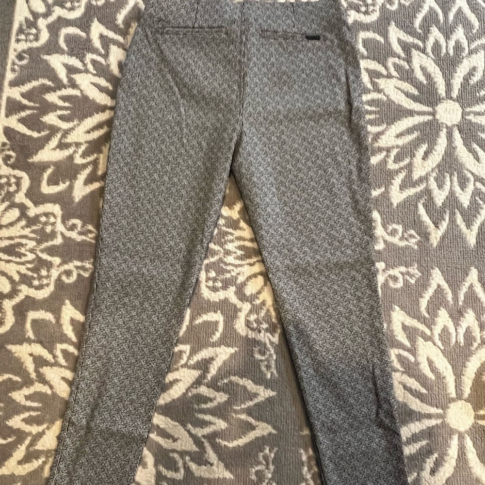 Calvin Klein Cropped Ankle Pants size 10